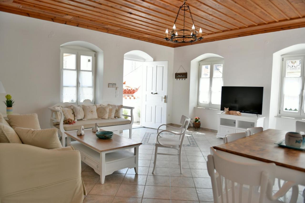 Hydra'S Pearl - White Pearl Villa Екстериор снимка